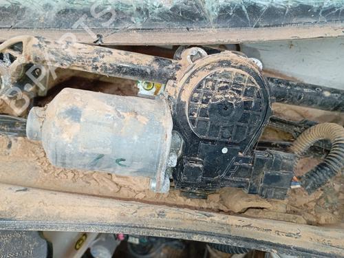 Used Front wiper motor HYUNDAI i10 II (BA, IA) 1.0 (67 hp) 32329139