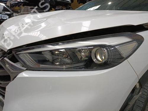 Used Left headlight HYUNDAI TUCSON (TL, TLE) 1.7 CRDi (116 hp) 32059266