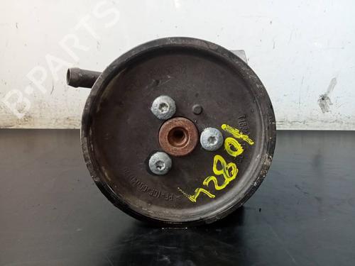 Used Steering pump BMW 1 (E87) 120 d (163 hp) 11378056