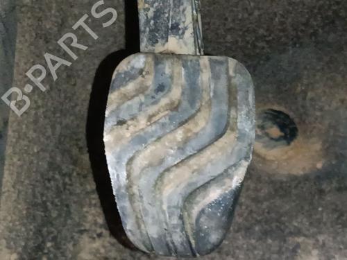 Used Clutch pedal RENAULT MEGANE IV Hatchback (B9A/M/N_) 1.2 TCe 100 (B9MS) (100 hp) 26132243