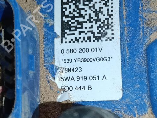 Used Fuel pump Fuel pump SKODA KAROQ (NU7, ND7) 1.5 TSI (150 hp) 33432133 33432133