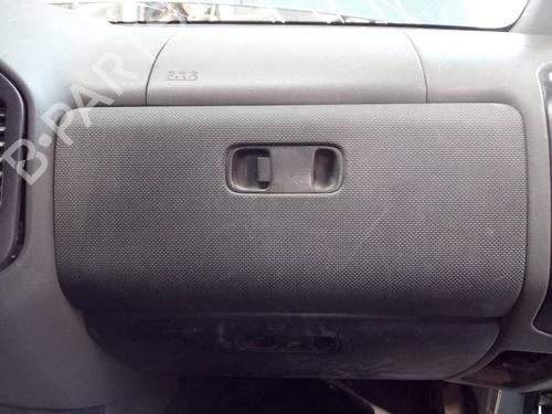 Handskerum MITSUBISHI PAJERO III (V7_W, V6_W) 2.5 TDi (V64W, V74W) (115 hp) 13647264