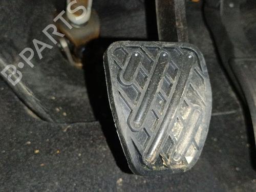 Used Break pedal NISSAN JUKE (F15) 1.2 DIG-T (115 hp) 25879803