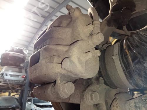 Used Left front brake caliper MITSUBISHI PAJERO III (V7_W, V6_W) [1999-2007]  22976735