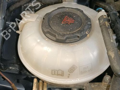 Used Expansion tank VW TOURAN (5T1) 2.0 TDI (150 hp) 28073609