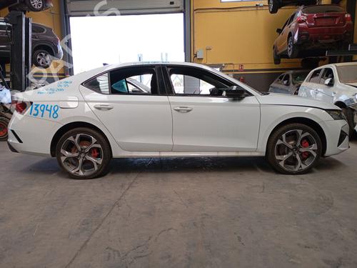 Brugte SKODA OCTAVIA IV Combi (NX5, PV5) 1.4 TSI RS iV (150 hp) 4040306