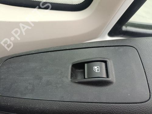 Used Right front window switch Right front window switch 38725010 38725010