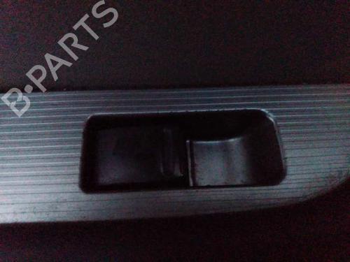 Used Left rear window switch NISSAN X-TRAIL I (T30) [2001-2013]  4863925