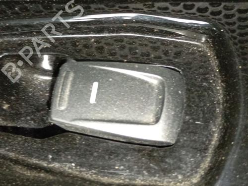 Interrupteur de vitre avant droite SSANGYONG TIVOLI 1.2 (128 hp) 30599412