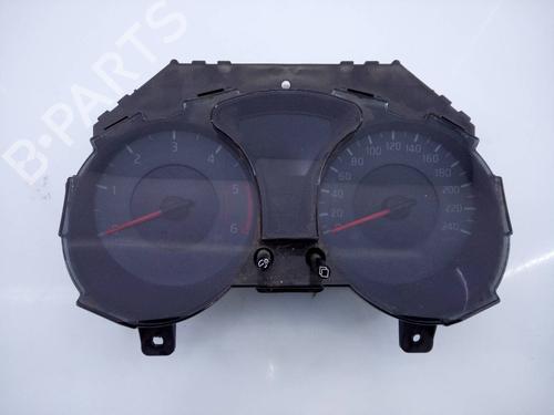 Used Instrument cluster NISSAN JUKE (F15) 1.5 dCi (110 hp) 8898708