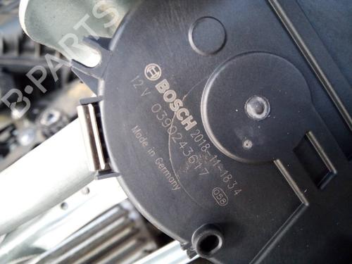 Used Front wiper motor BMW X1 (F48) sDrive 18 d (150 hp) 9493974