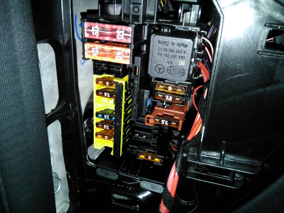 Sicherungskasten Mercedes Benz Glc Coupe C253 220 D 4 Matic 253 303 253 305 B Parts