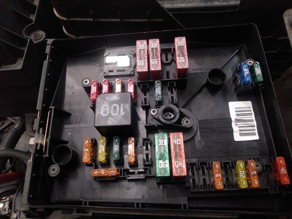 Fuse box AUDI A3 Sportback (8PA) 1.6 TDI 7451935 BParts