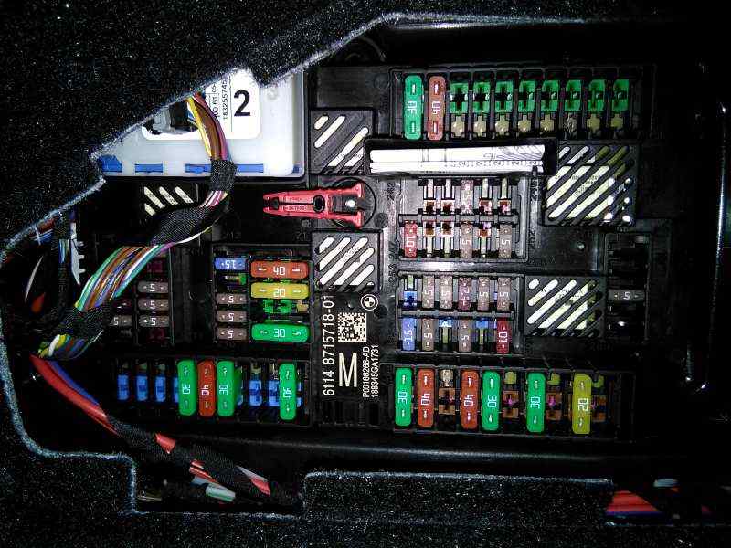 Fuse box BMW 3 (G20, G80, G28) 320 d 7164719 BParts