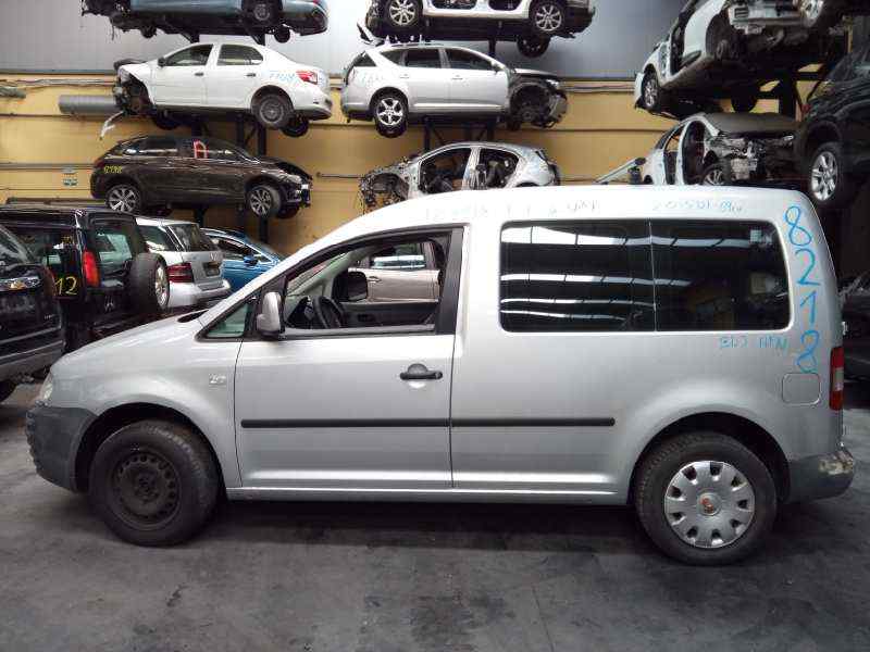 Hajus 8431025 Rollenführung Schiebetür Rechts Unten Kompatibel mit VW Caddy III Kasten 1.2 1.4 Hajus 8431025 Rollenführung Schiebetür Rechts Unten Kompatibel mit VW Caddy III Kasten 1.2 1.4
