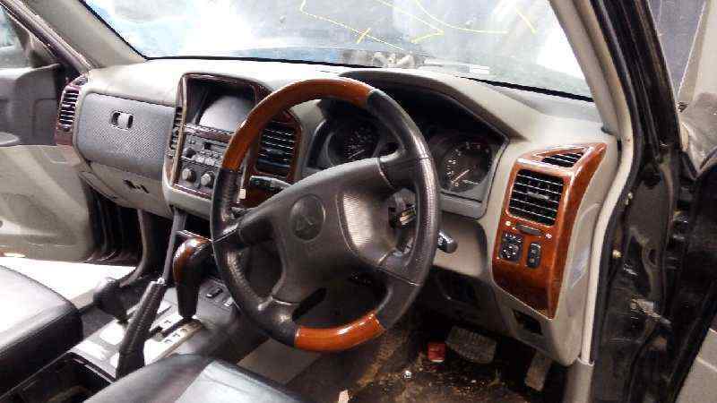 Quadro Strumenti Mitsubishi Pajero Iii V7 W V6 W 3 2 Di D V68w 769219240 E3 A2 8 3 B Parts