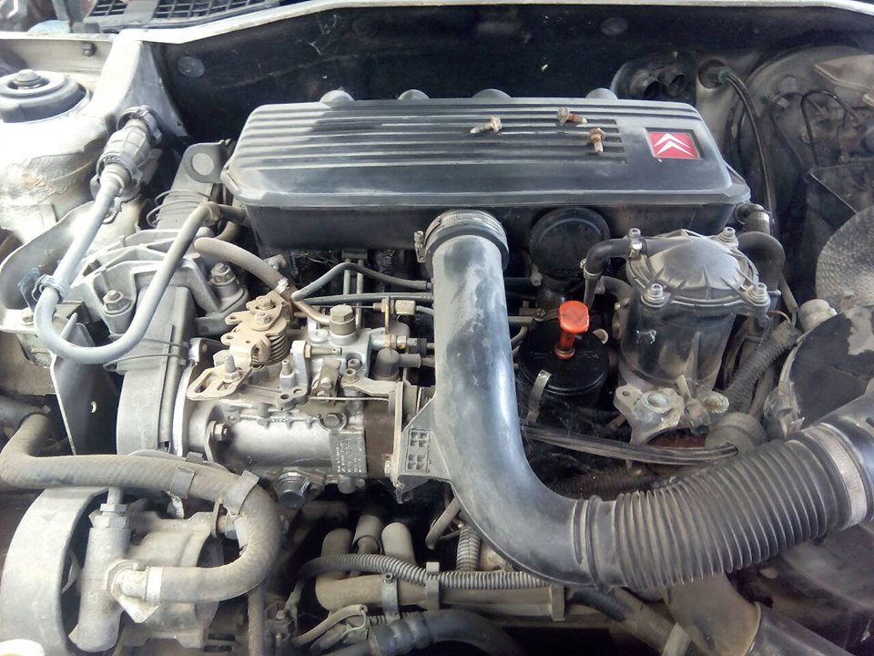 Chambre De Sortie D'eau Moteur 133681 - Compatible Citroën ZX, AX, BX, Saxo / Peugeot 306, 205
