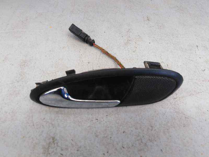 Rear left interior door handle SEAT LEON (1P1) 1.9 TDI 5857893 | B 