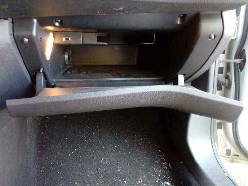 Glove box PEUGEOT 308 II (LB_, LP_, LW_, LH_, L3_) 1.6 HDi 4374056 B