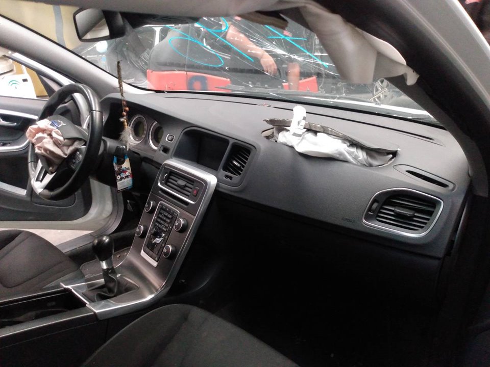 Third brake light VOLVO S60 II (134) D3 BParts