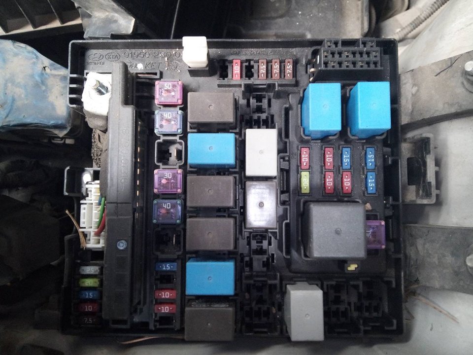 Fuse box HYUNDAI ix35 (LM, EL, ELH) 1.7 CRDi 8365969 BParts