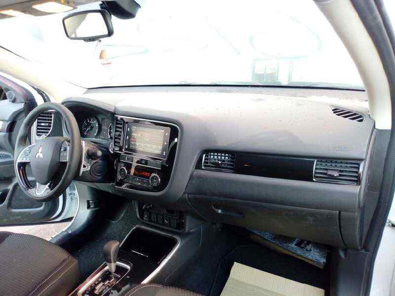 Wheel arch trim MITSUBISHI OUTLANDER III (GG_W, GF_W, ZJ, ZL, ZK) 2.0