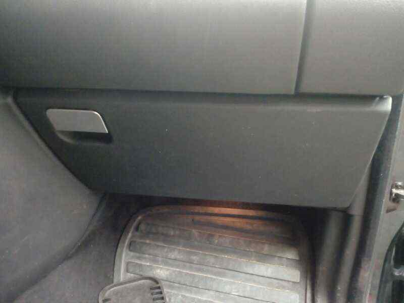Glove box LAND ROVER RANGE ROVER SPORT I (L320) 3.0 D 4x4 5807250 BParts