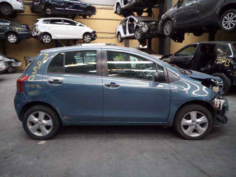 Third brake light TOYOTA YARIS (_P9_) 1.4 D4D (NLP90_) BParts