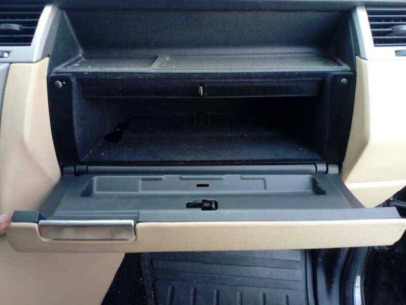 Glove box LAND ROVER RANGE ROVER SPORT I (L320) 2.7 D 4x4 7702302 BParts