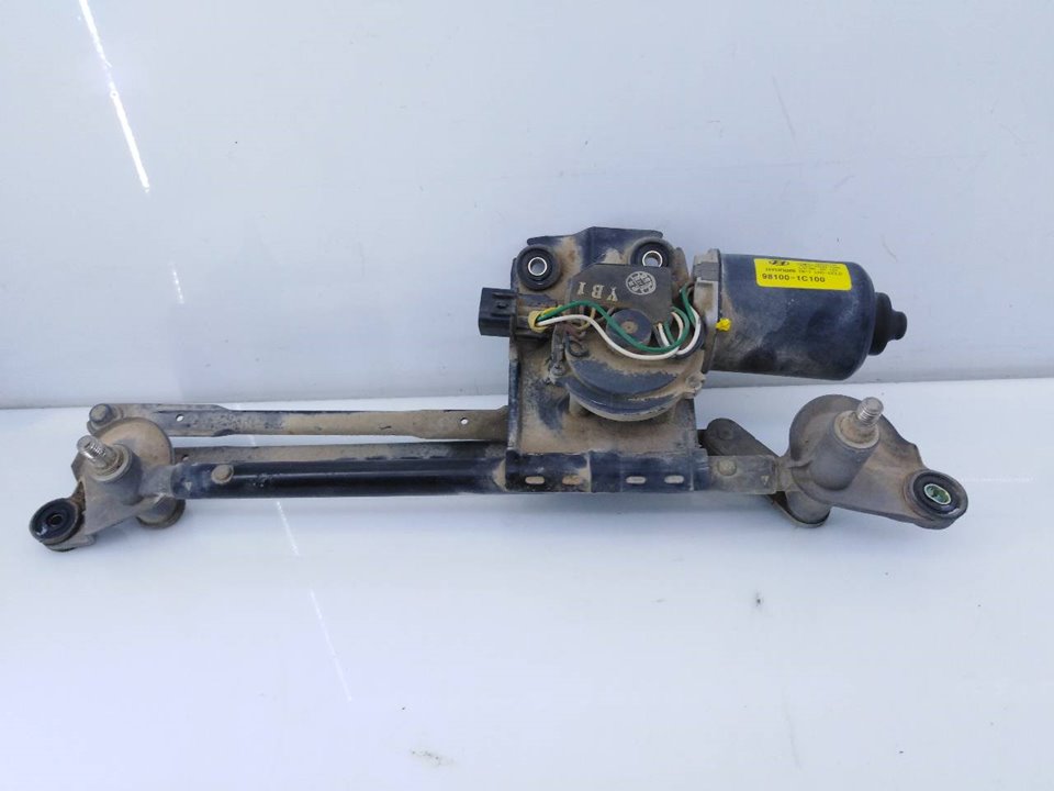 Front wiper motor HYUNDAI GETZ (TB) 1.3 i 8490697 BParts