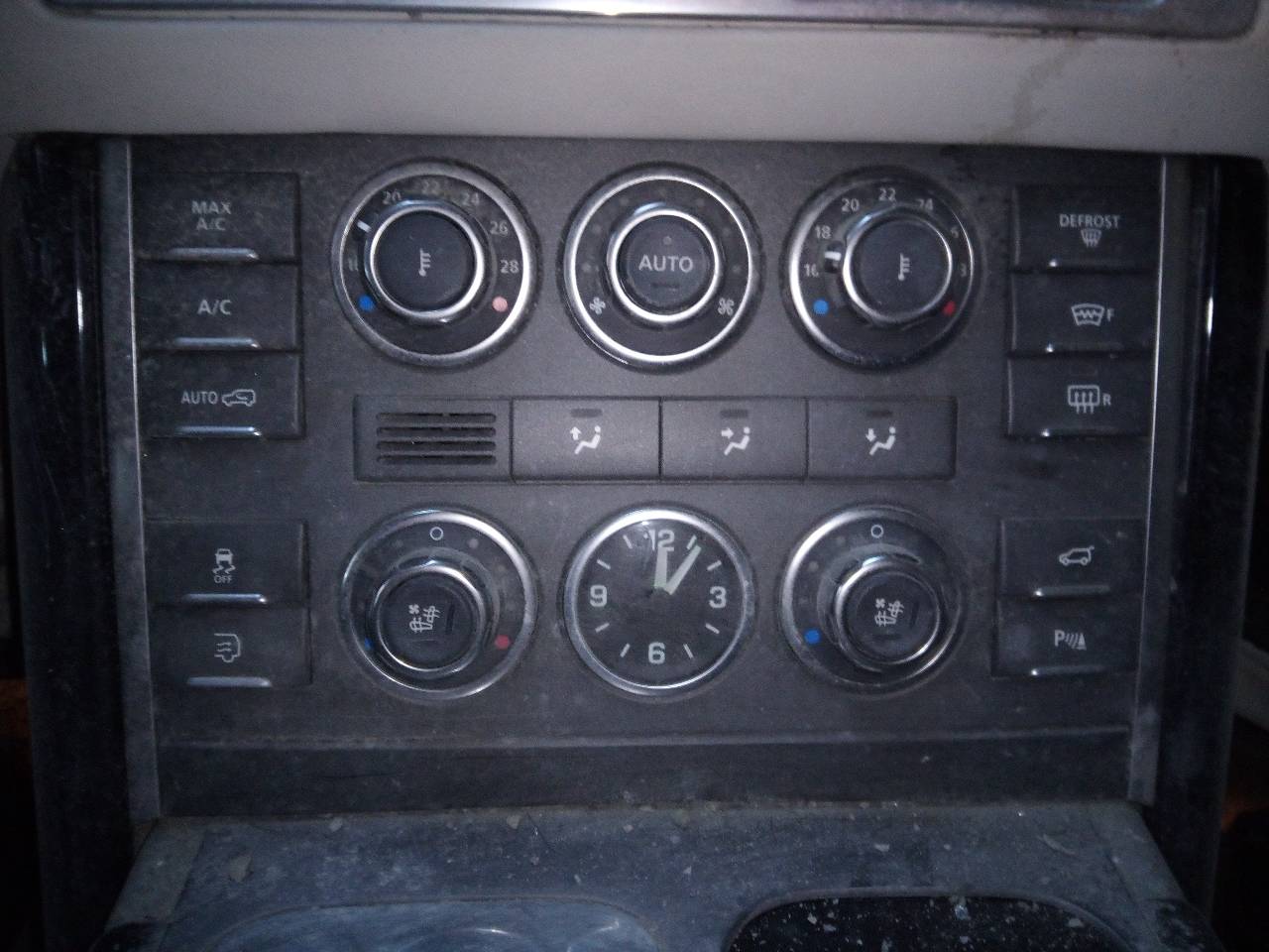 Climate control LAND ROVER RANGE ROVER III (L322) 4.4 D 4x4 11279717 ...