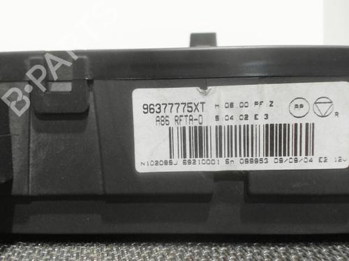 Used Climate control Climate control 28405133 28405133