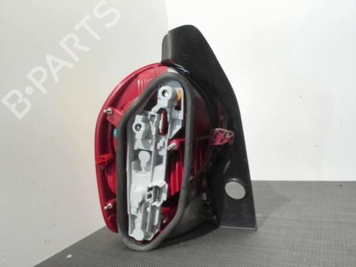 Używane Lampa tylna prawa RENAULT MODUS / GRAND MODUS (F/JP0_) 1.5 dCi (FP0D, JP0D) (82 hp) 28411108