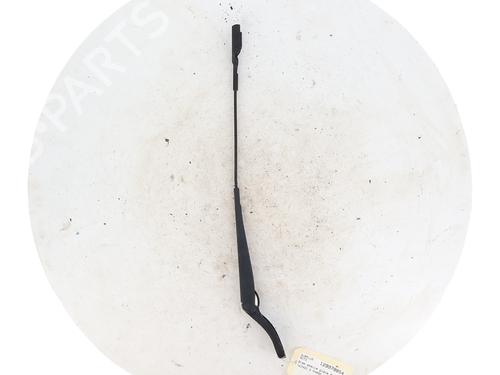 Used Front windshield wiper arm Front windshield wiper arm 38091916 38091916