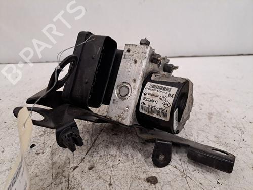 Used ABS pump RENAULT MEGANE III Hatchback (BZ0/1_, B3_) 1.5 dCi (BZ09, BZ0D, BZ1W, BZ29, BZ14) (110 hp) 28398158