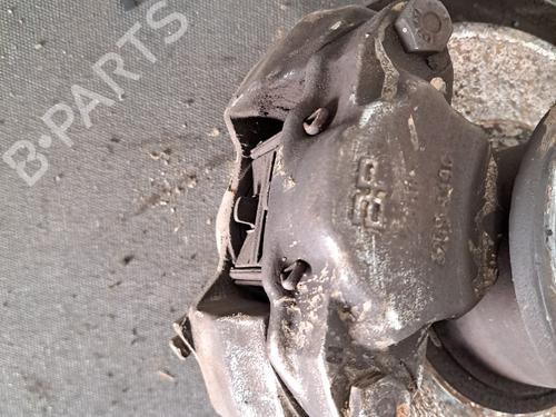 Used Right front steering knuckle Right front steering knuckle AUSTIN MINI II [1967-1994] 33828415 33828415