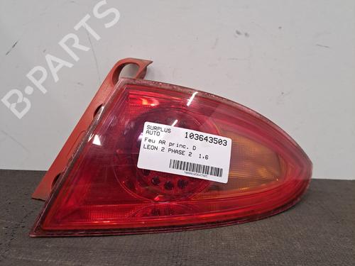 Used Right taillight SEAT LEON (1P1) 1.6 TDI (105 hp) 28406802