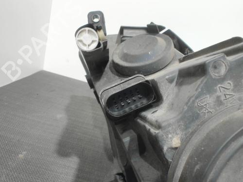 Used Right headlight Right headlight VW PASSAT B6 Variant (3C5) 2.0 TDI 16V (140 hp) 28410570 28410570
