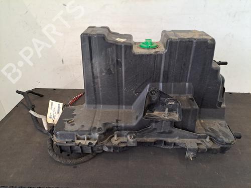 Used AdBlue tank AdBlue tank NISSAN NV400 Van (X62, X62B) dCi 135 (136 hp) 33001302 33001302