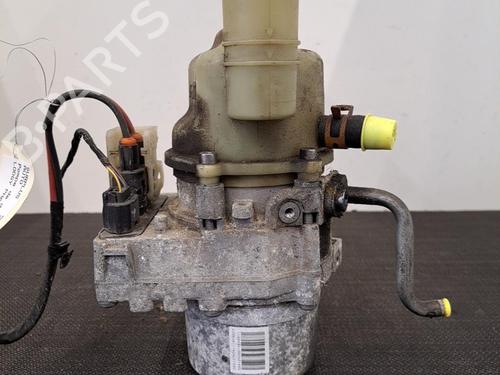 Used Steering pump DACIA LODGY (JS_) 1.5 dCi (JSMC, JSAF) (107 hp) 28391019