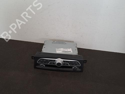 Used Radio RENAULT KOLEOS I (HY_) 2.0 dCi (HY0K) (150 hp) 28400690