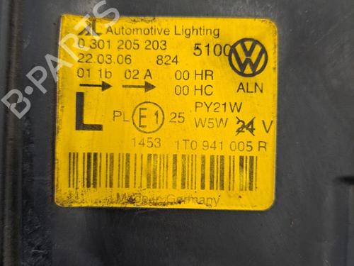 Left headlight VW TOURAN (1T1, 1T2) 2.0 TDI | BP28402483C28