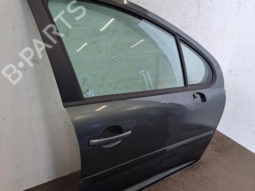 Used Right front door Right front door 38063600 38063600