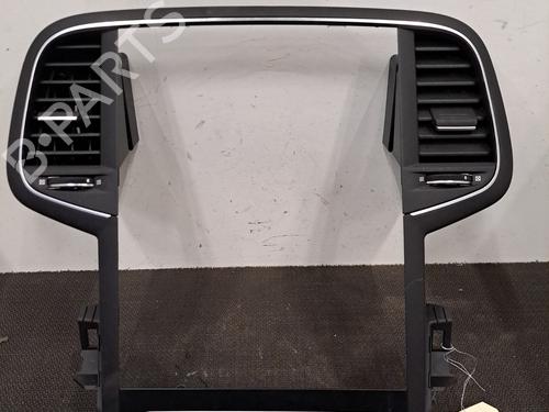 Luftventilen RENAULT MEGANE IV Hatchback (B9A/M/N_) 1.5 Blue dCi 115 (B9A6) (116 hp) 28403806