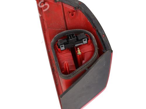 Used Right taillight Right taillight RENAULT VEL SATIS (BJ0_) 2.0 16V Turbo (BJ0K) (163 hp) 34106284 34106284