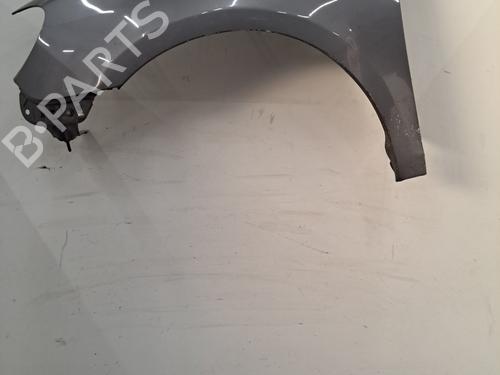 Forskærm venstre VW GOLF VI (5K1) 1.6 TDI (105 hp) 30174128