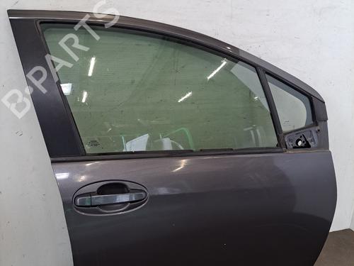 Used Right front door Right front door TOYOTA YARIS (_P13_) 1.4 D (NLP130_, NLP130) (90 hp) 35991238 35991238