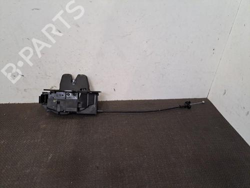 Used Tailgate lock PEUGEOT 3008 II SUV (MC_, MR_, MJ_, M4_) 1.5 BlueHDi 130 (131 hp) 28398977