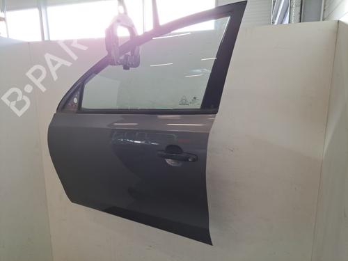 Used Left front door Left front door 28406956 28406956