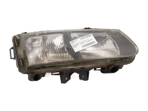 Used Right headlight RENAULT SAFRANE II (B54_) 2.0 16V (B54L) (136 hp) 31572565